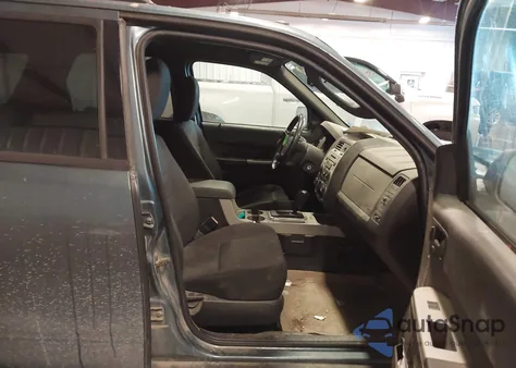 2012 Ford Escape Xlt z USA, uszkodzony, nr VIN 1FMCU9DG6CKA41296